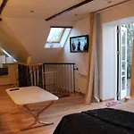 Bed & Breakfast Lille Restrup Hovedgaard 3*
