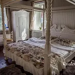 Lille Restrup Hovedgaard Bed & Breakfast Ålestrup