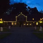 Lille Restrup Hovedgaard Bed & Breakfast 3*