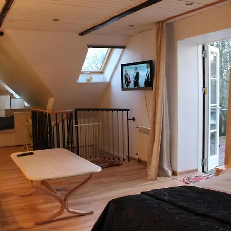 Bed and breakfast Lille Restrup Hovedgaard 3*