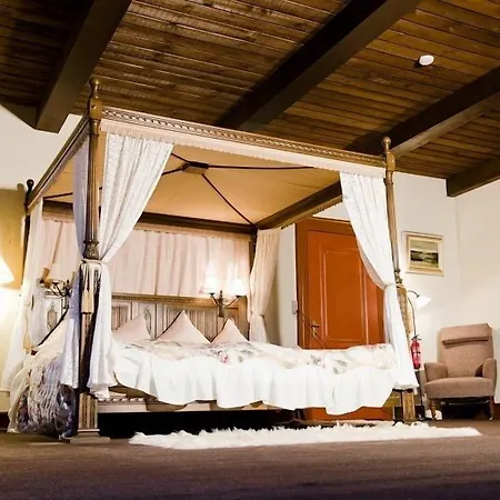 Lille Restrup Hovedgaard 3* Alestrup