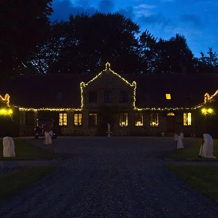 Lille Restrup Hovedgaard Bed and breakfast 3*