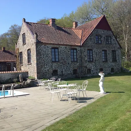 Bed & Breakfast Lille Restrup Hovedgaard