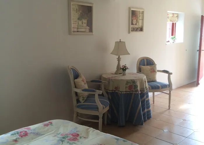 Lille Restrup Hovedgaard Bed & Breakfast Ålestrup