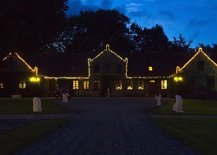 Lille Restrup Hovedgaard Bed & Breakfast 3*